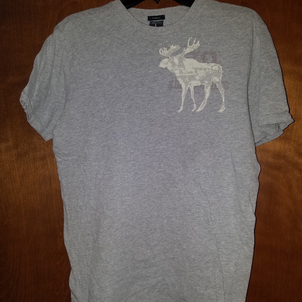 Short sleeve shirt